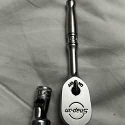Snap On Ratchet 1/4 Drive And 11mm Joint Socket !  