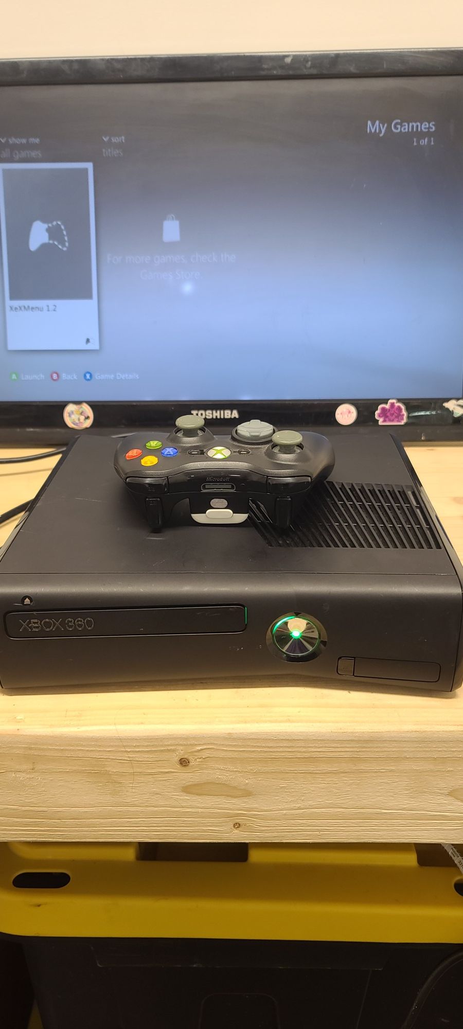 Xbox 360 RGH modded with controller