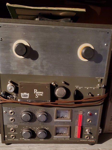 Roberts 1057 Reel To Reel Tape Recorder/player for Sale in Burr