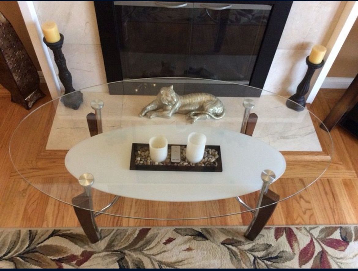 Ashley Glass Coffee Table And Matching 2 Side Tables