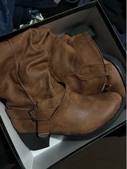 Brown mid calf boots with heel