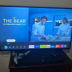 Insignia 50 Inch 4k Tv With Wall Mount (new)