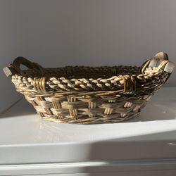Wicker Basket Med Dark Wood 
