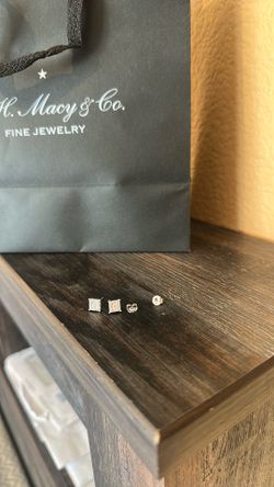 Diamond earrings