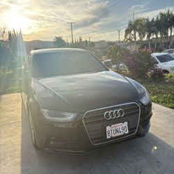 Audi A4 2.0T Premium Sedan 4D 2013