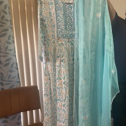 Traditional Indian Wear - Suits, Dresses, Etc