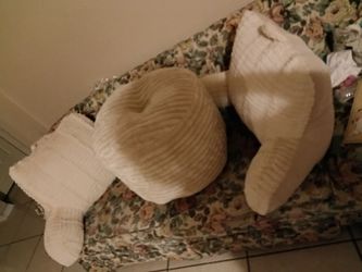 2 Beautiful Bed Rest Pillows