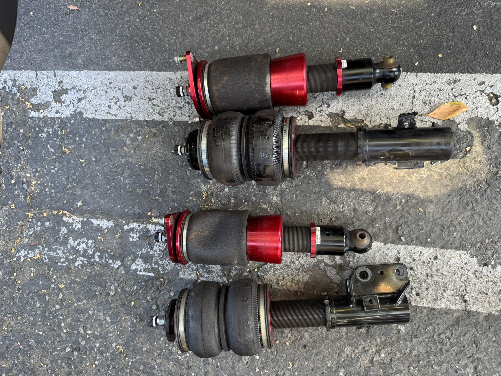 08-14 WRX AIR STRUTS