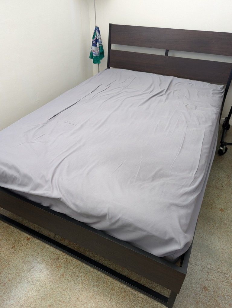 IKEA Trysil Full Size Bed Frame + Mattress (Included For Free)