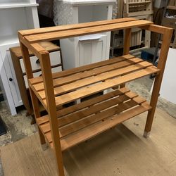 Wooden garden plant storage rack