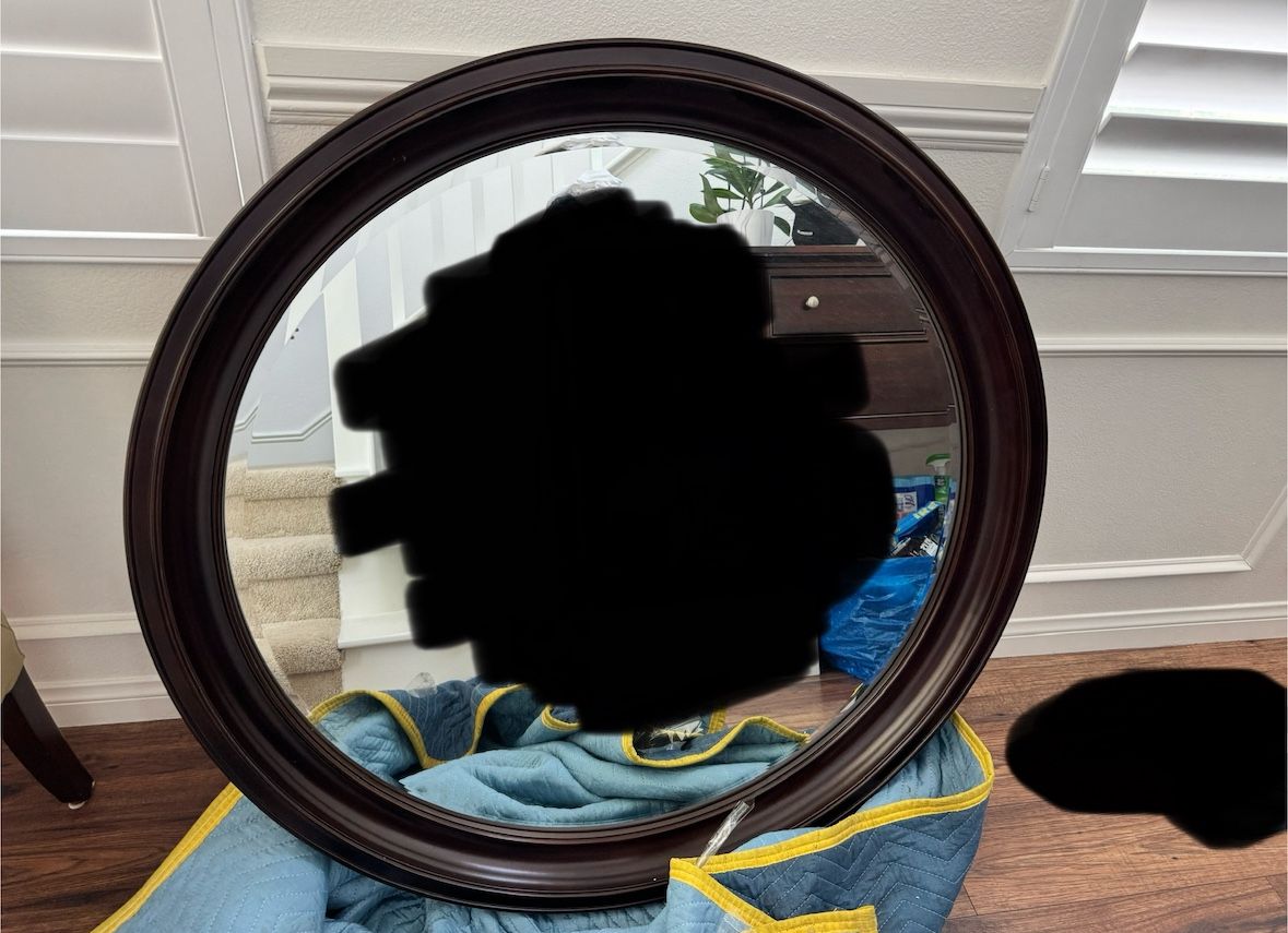 STANLEY FURNITURE 42” Round Espresso Framed Wall Mirror