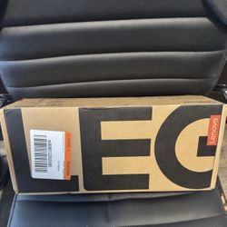 Legion go S 8” 120hz gaming handheld Ryzen z1 extreme 32Gb 1Tb steam 