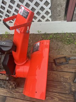 barely used Ariens Deluxe 524 Gas Powered