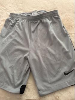 Nike boys shorts size large