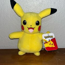 Pokémon Pikachu Plushie 