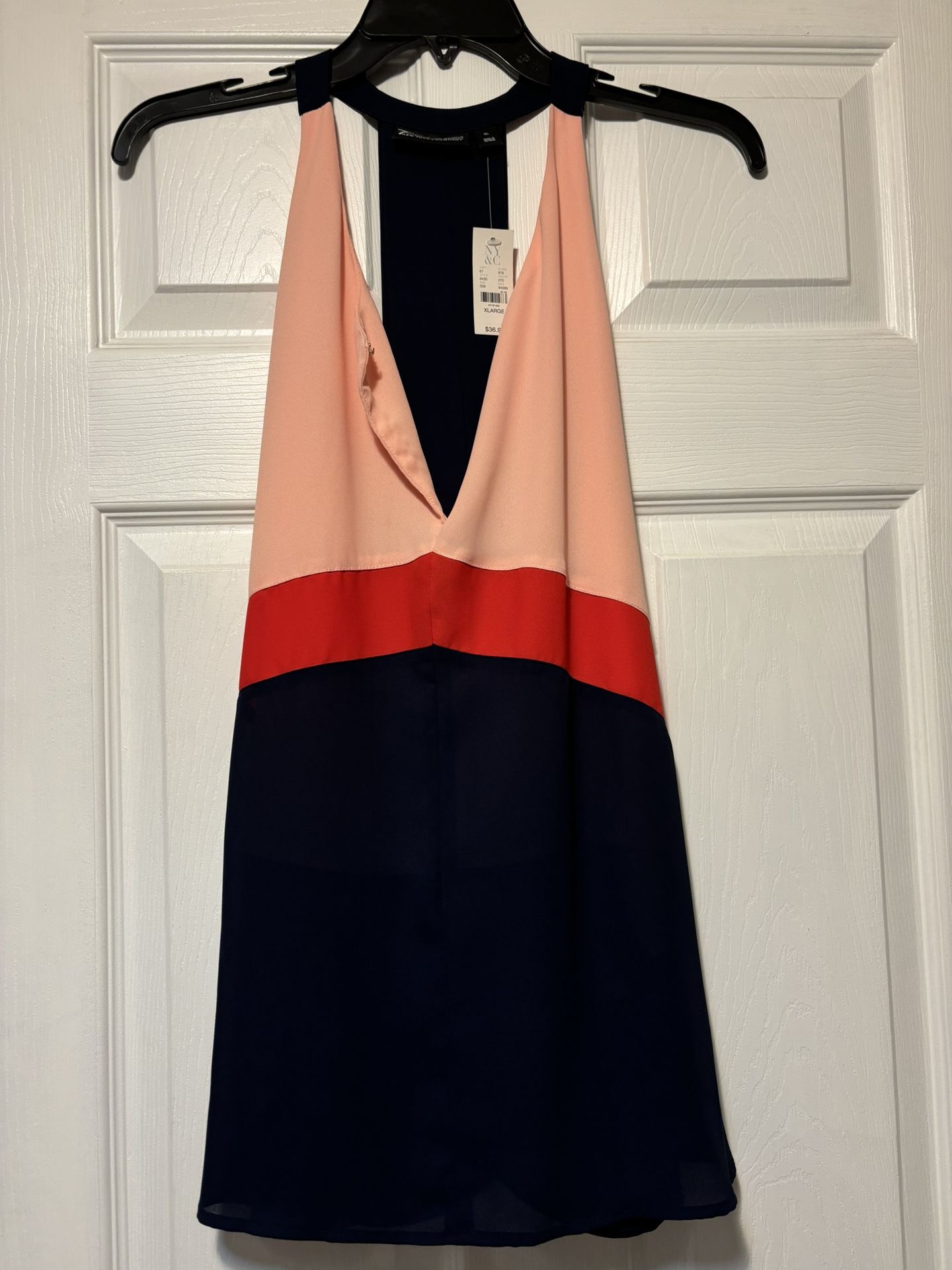 Colorblock Sleeveless top Xl
