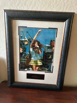Miley Cyrus Framed Concert Photo Display – 19.5” x 20.25”