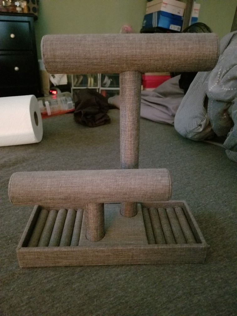 Bracelet and ring bar