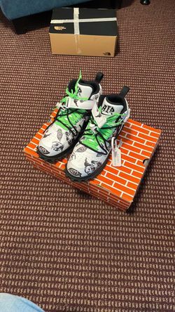 Nike Air Force 1 High Off-White Graffiti Sneakers