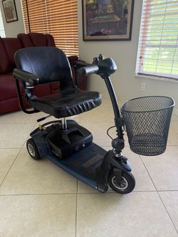 Pride Go-Go Ultra X 3-Wheel Mobility Scooter – Portable, Comes Apart for Car Travel