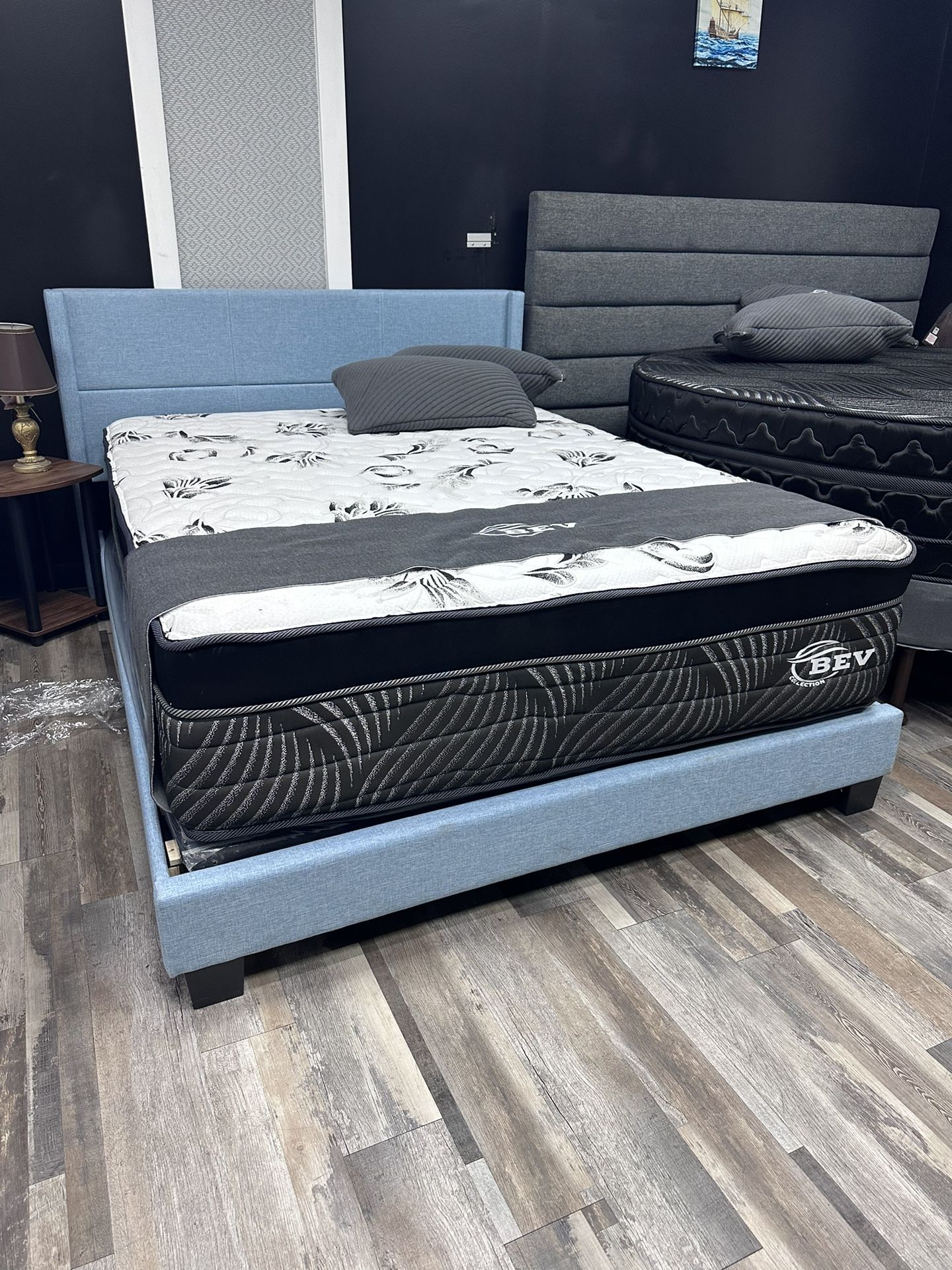 Queen Pillows Top With Free Box Spring - Same Day Delivery