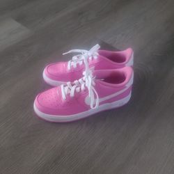 Back To School Size 6 Youth Pink Airforce 1's