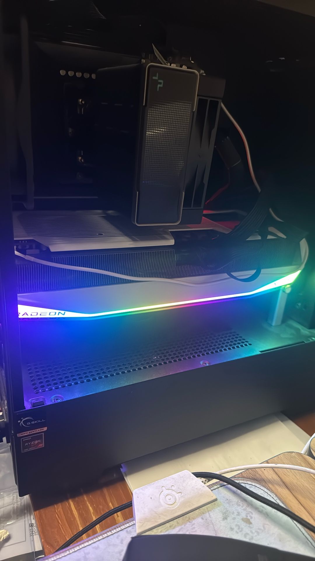 AMD RADEON Rx 9070 Xt Mercury