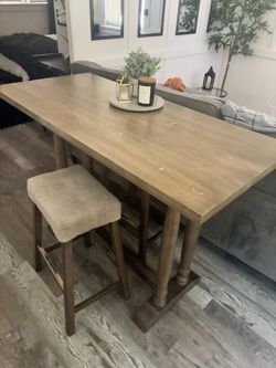 bar height table