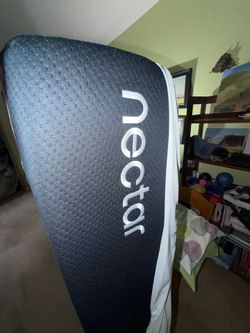 Queen size Nectar mattress
