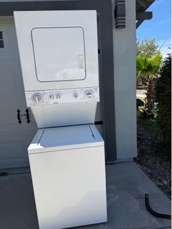 Stackable washer and dryer