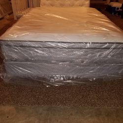New queen size set delivered