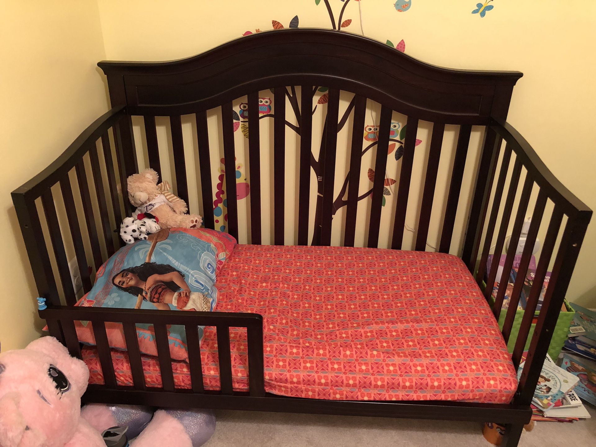 Crib/toddler bed w/o mattress...