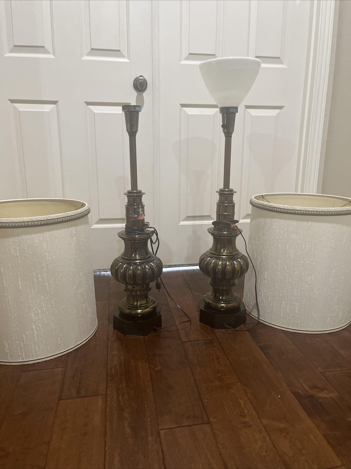 Classical Hollywood Regency Table Lamp - STIFFEL