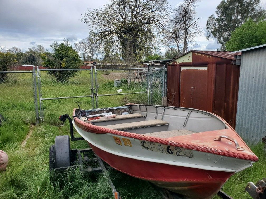 12 Foot Aluminum Boat 