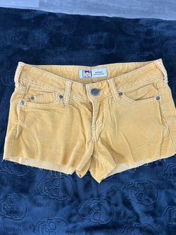 Women low rise short 3