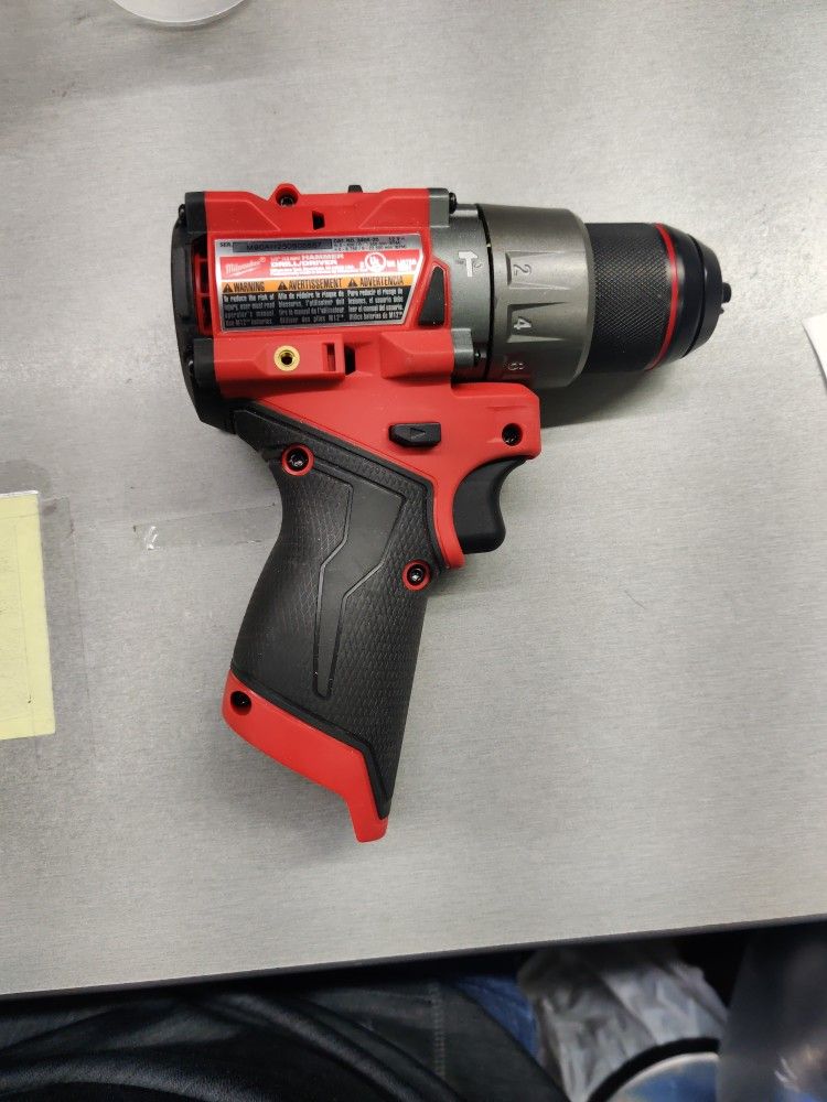 milwaukee m12 hammer drill 3404-20