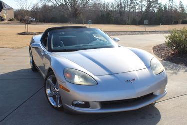 2006 Chevrolet Corvette C6 coupe - clean