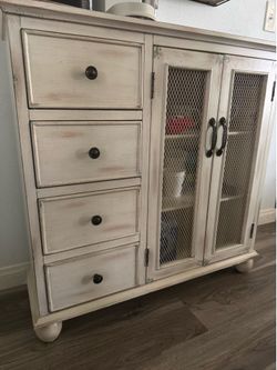 dining room furniture