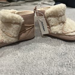 OLD NAVY Baby Girl Snow boots