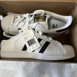 New Adidas Size 5.5