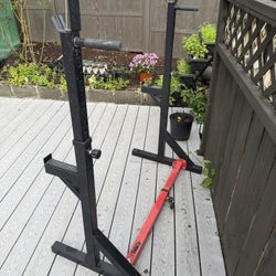 Adjustable Squat Rack / Weightlifting Stand – Sturdy and Compact