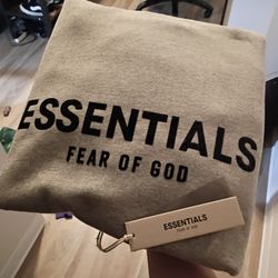 Essentials Hoodie Size m.    Tag Fell Of 