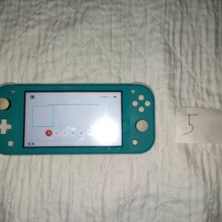 Nintendo Switch Lite

Iam sell one Nintendo Switch Turquoise 2