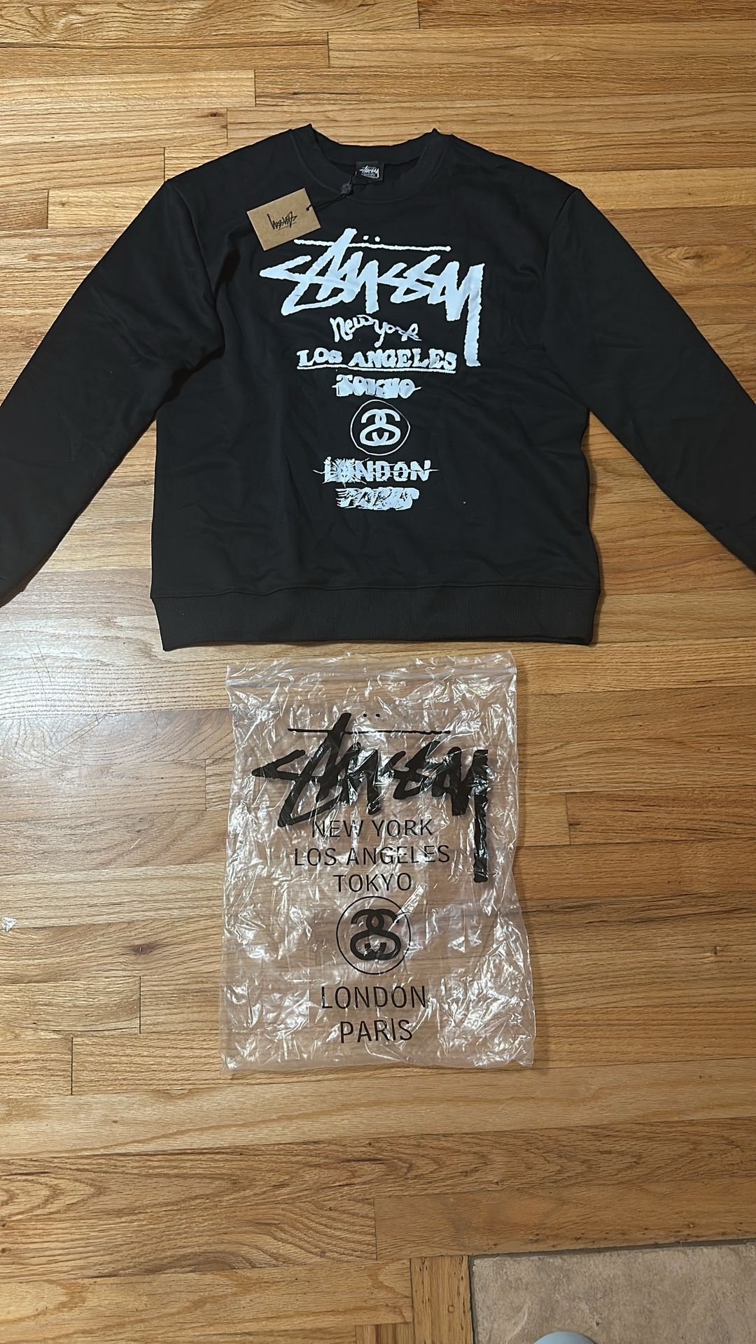 Black Stüssy sweatshirt