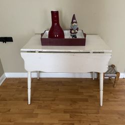 White Drop Leaf Table. Vintage Solid Wood
