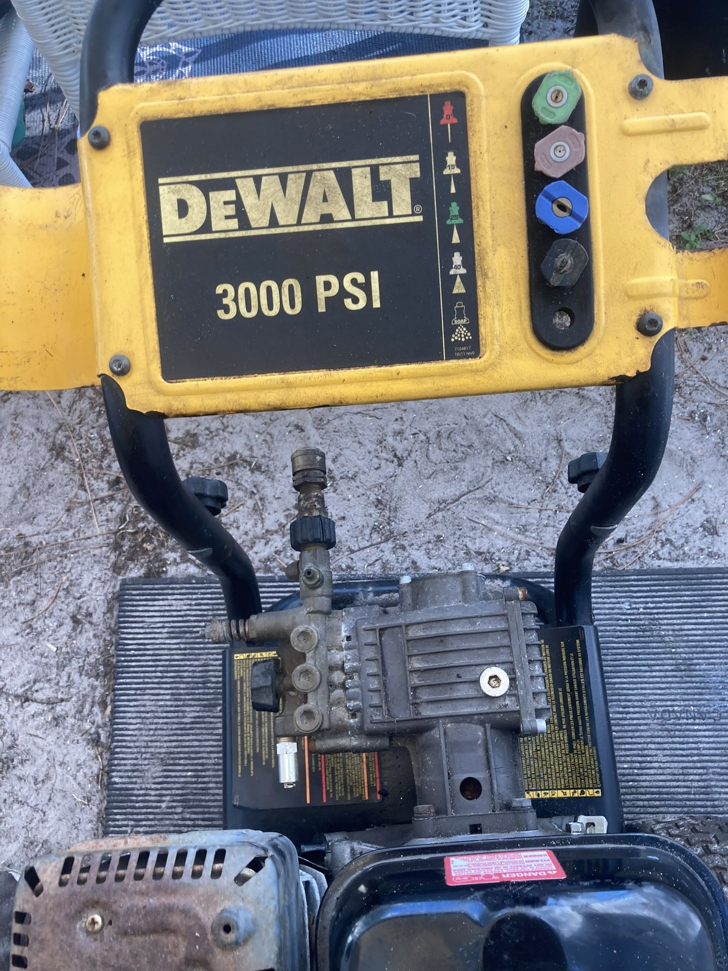 Dewalt 3000psi Honda Pressure Washer GAS!