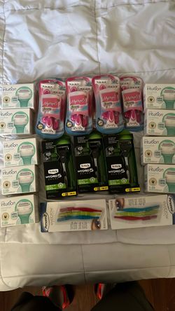 Women’s and men’s shavers