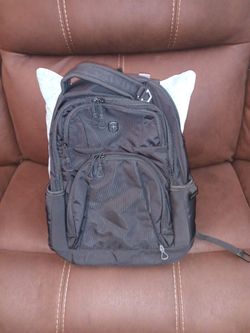 For sale New backpacks please see pictures and read details carefully.