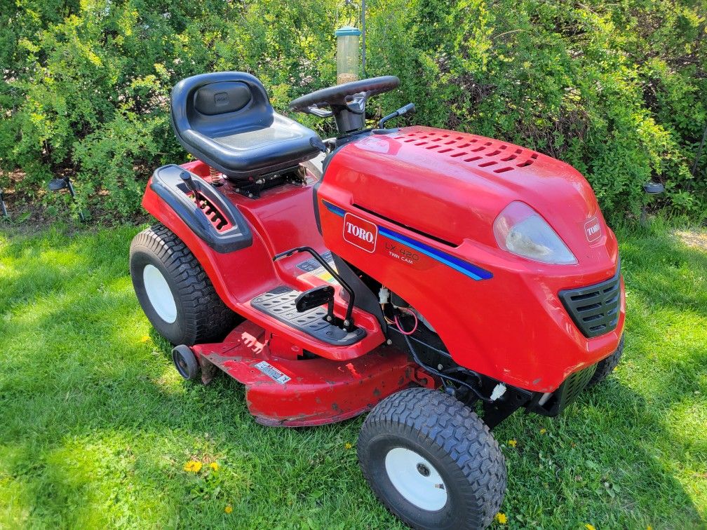TORO 42" LX420 Riding Lawn Mower Tractor Rider