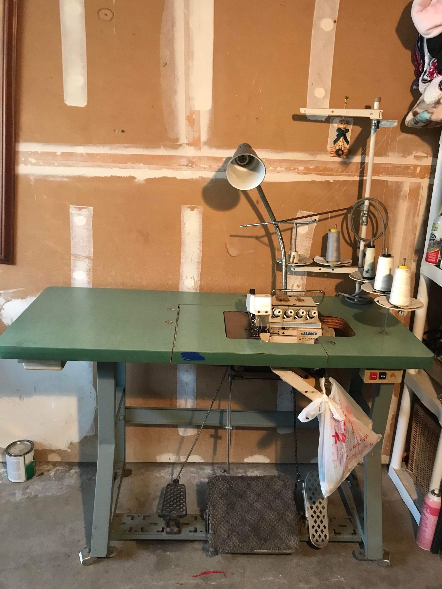 Juki MO-2516N Overlock Industrial 4 Threads